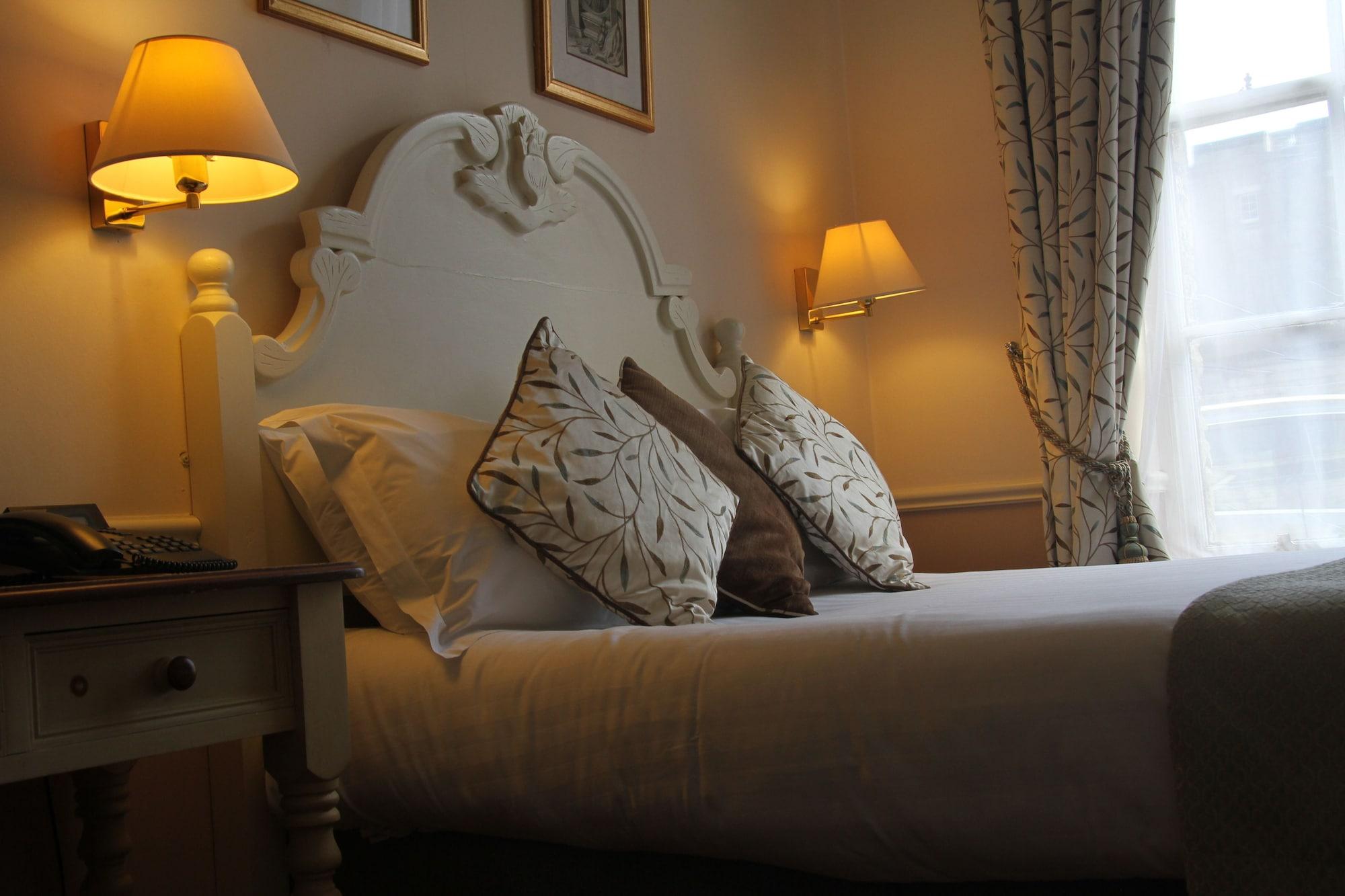 Hazlewood Castle & Spa Tadcaster Extérieur photo