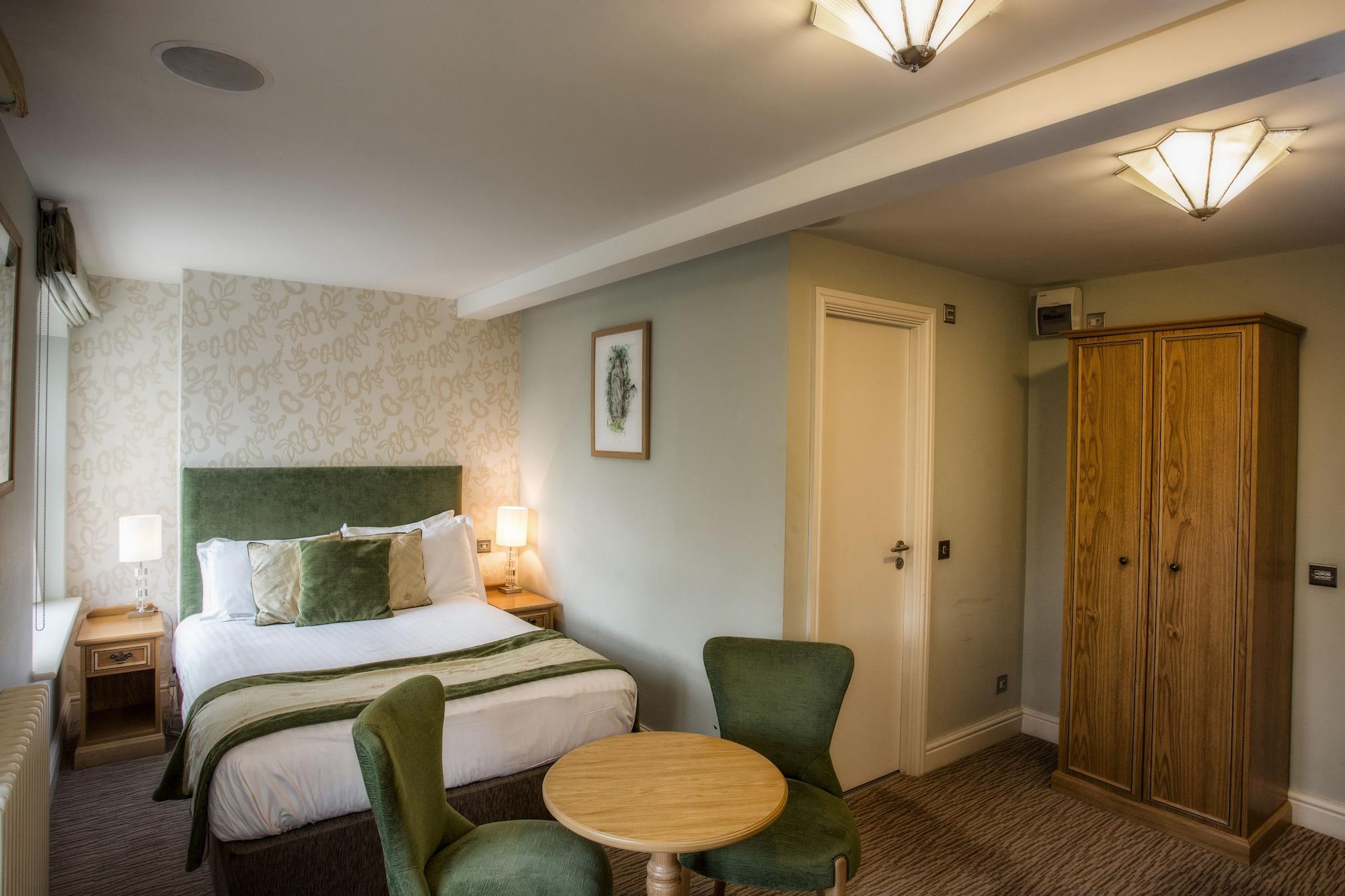 Hazlewood Castle & Spa Tadcaster Extérieur photo