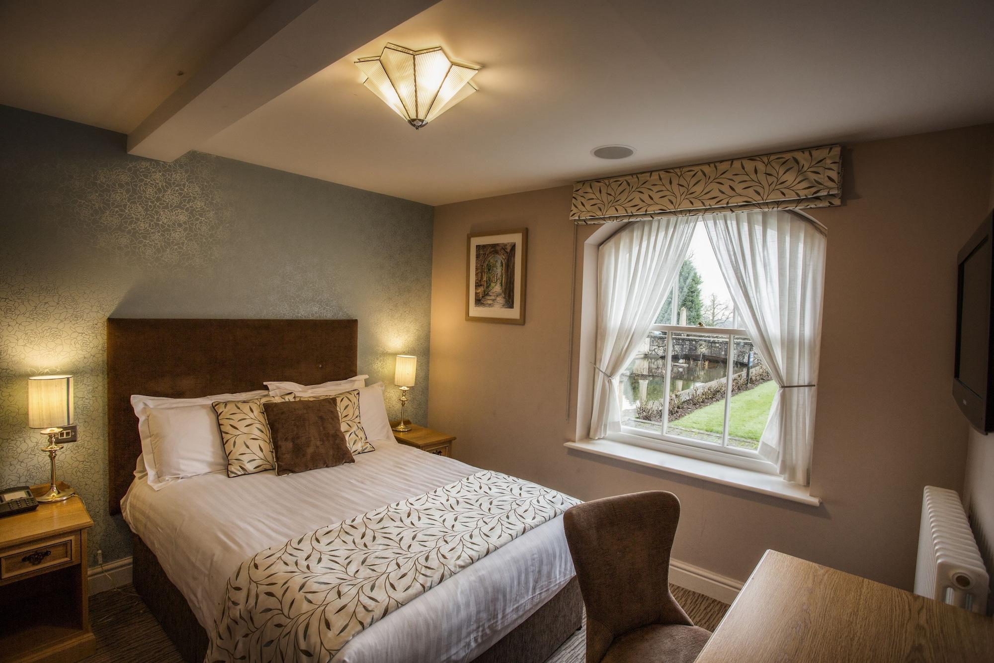 Hazlewood Castle & Spa Tadcaster Extérieur photo
