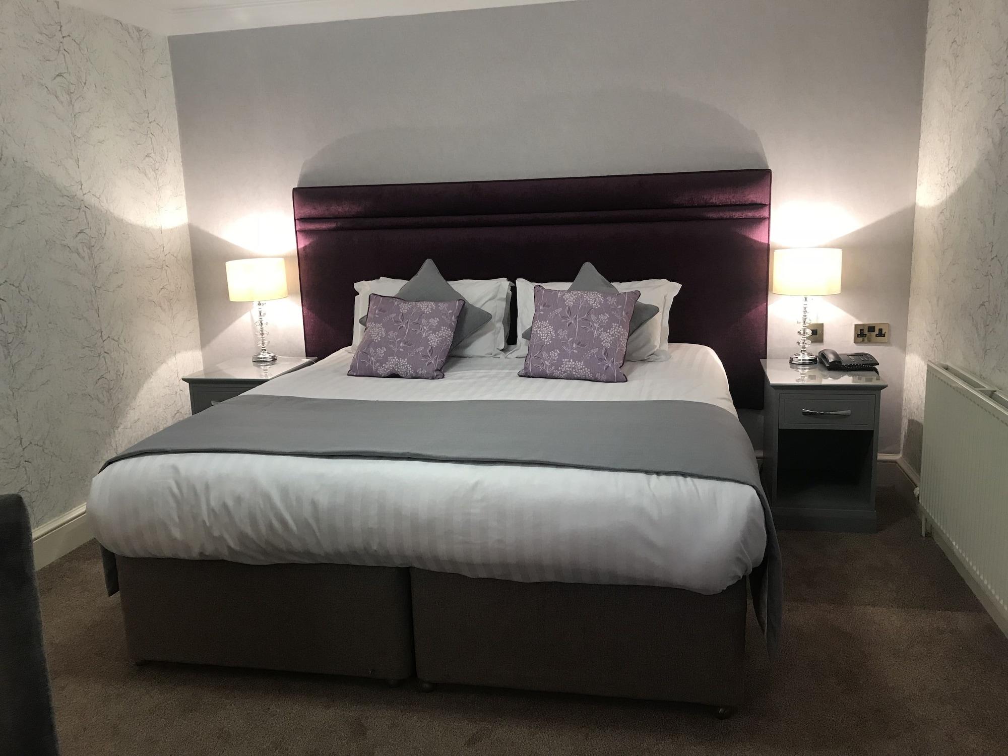 Hazlewood Castle & Spa Tadcaster Extérieur photo