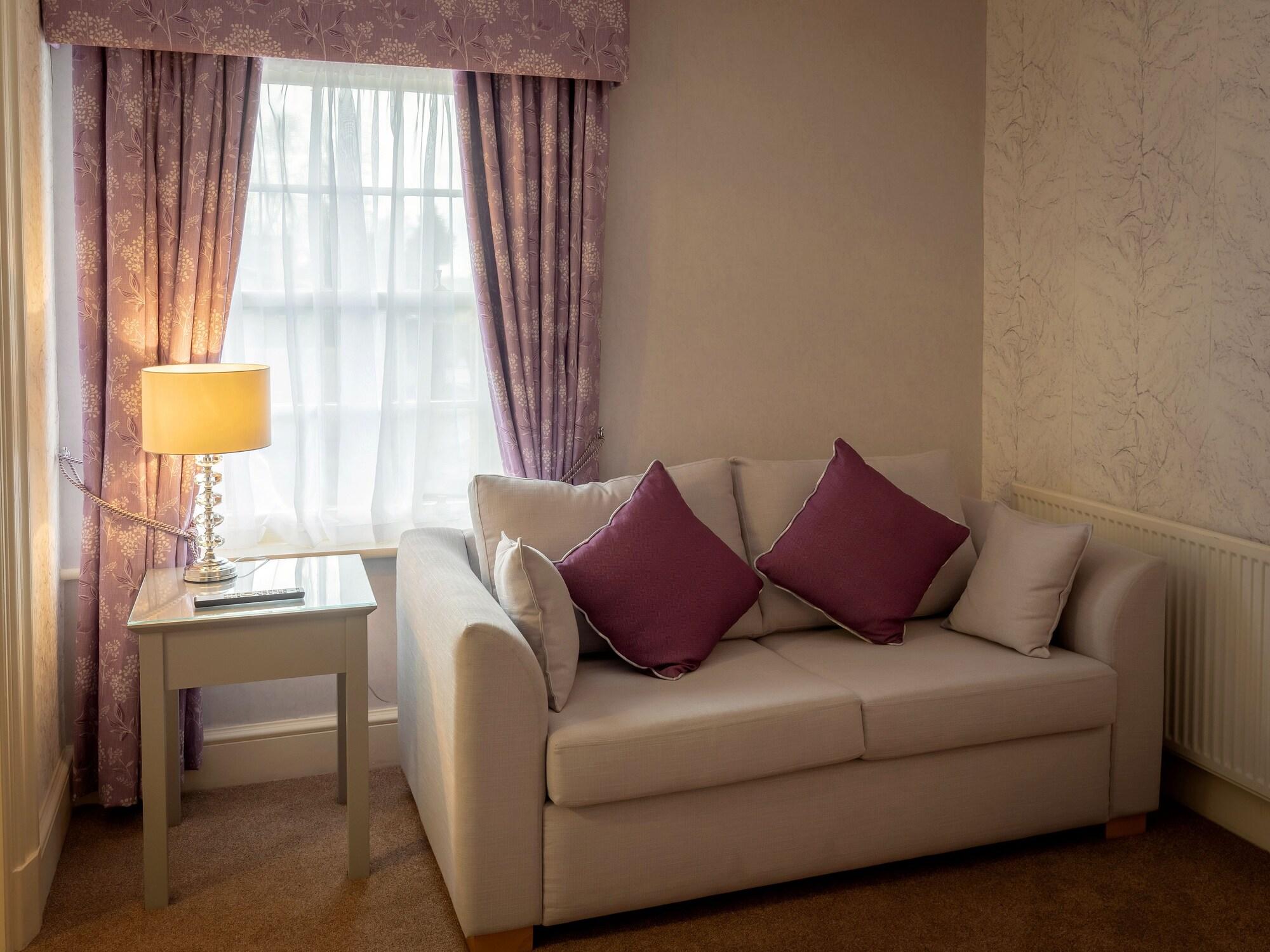 Hazlewood Castle & Spa Tadcaster Extérieur photo