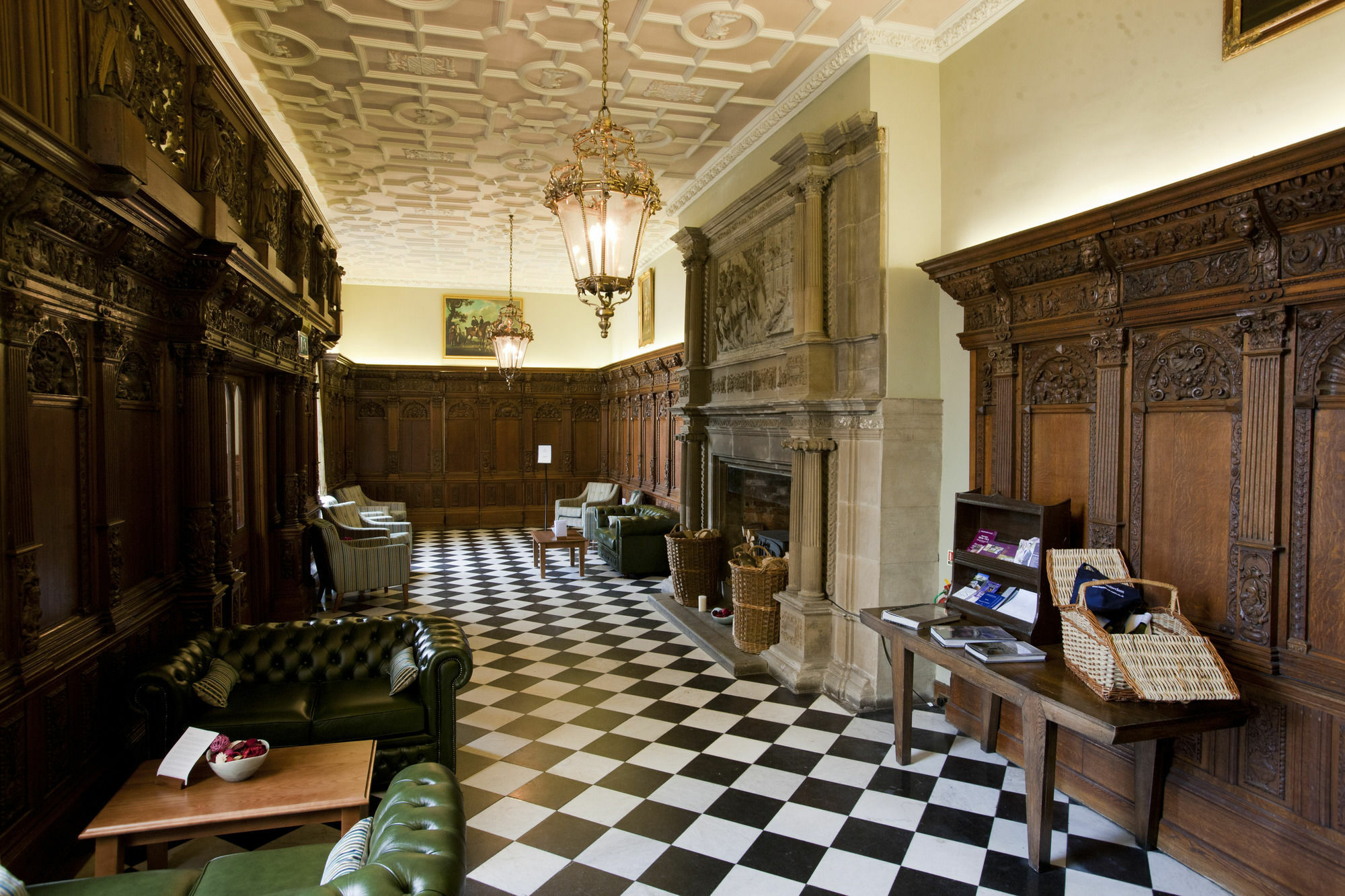 Hazlewood Castle & Spa Tadcaster Extérieur photo