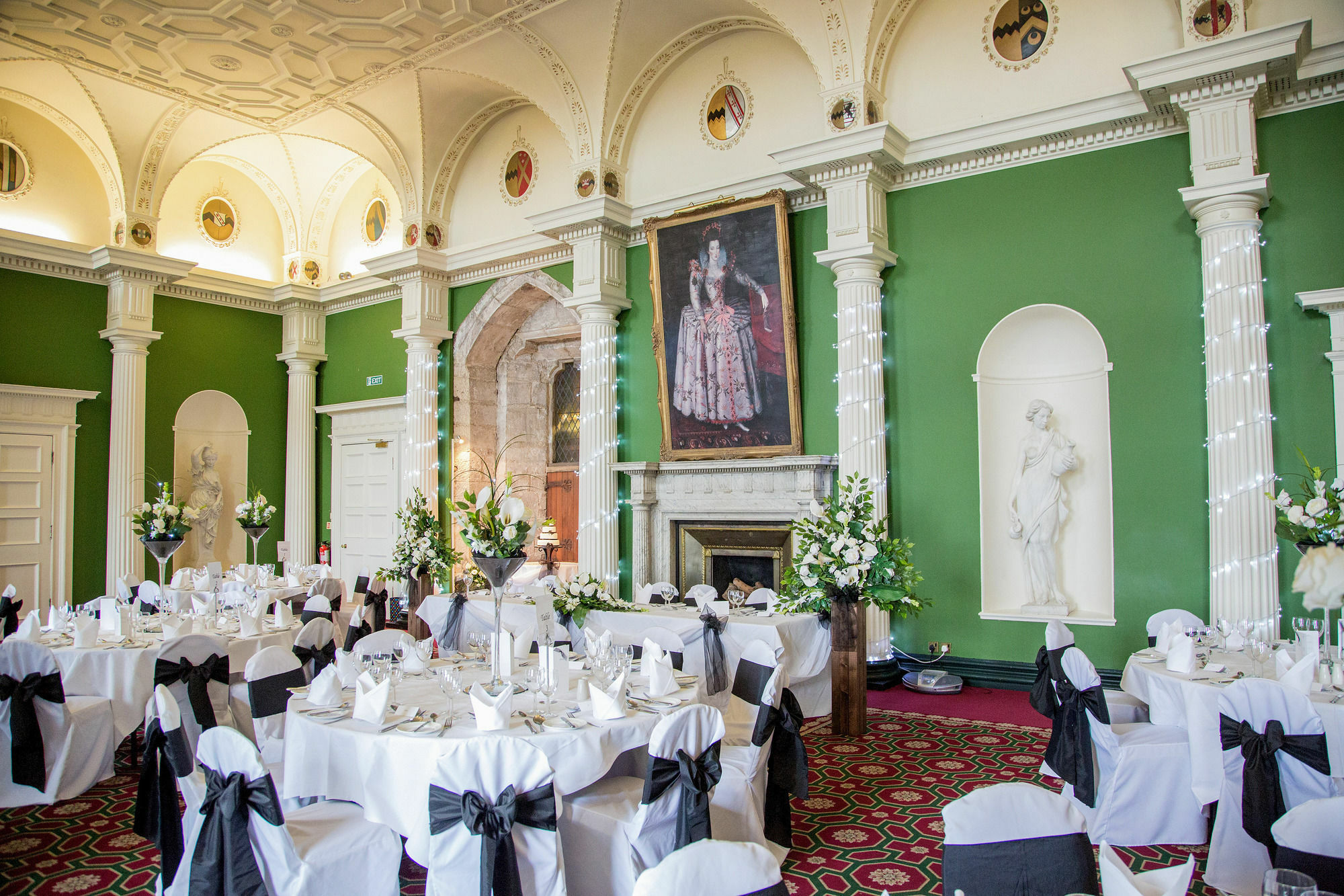 Hazlewood Castle & Spa Tadcaster Extérieur photo